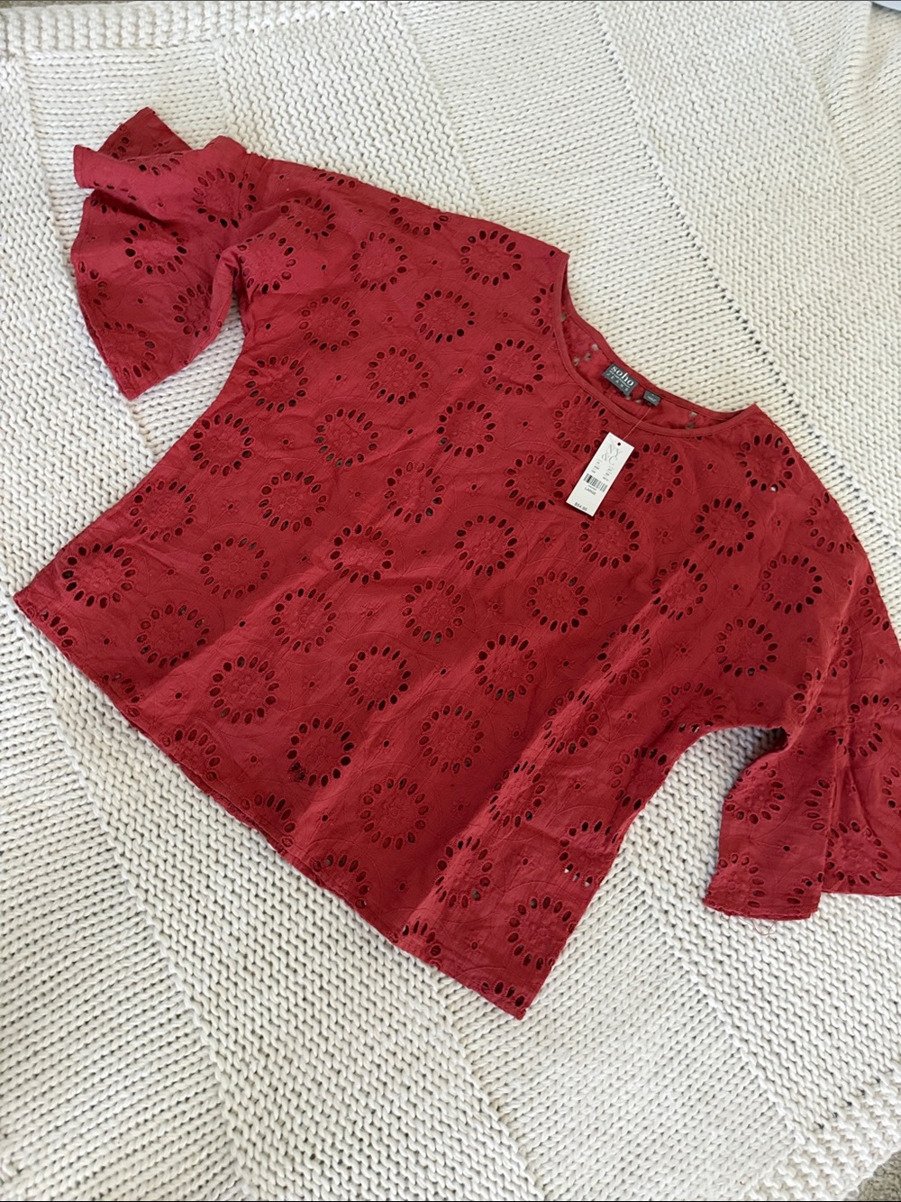 New York & Company Rust color Eyelet Flutter Sleeve Blouse